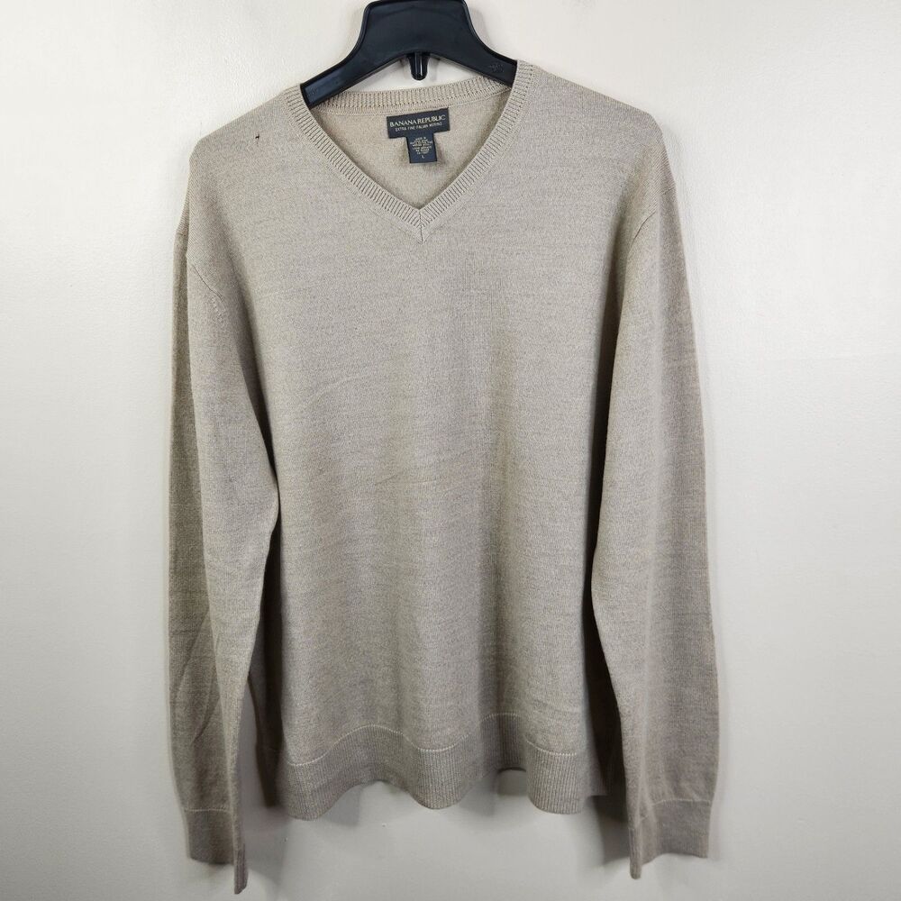 Banana Republic Vintage Mens Extra Fine Italian Merino Wool V-Neck Sweater Large